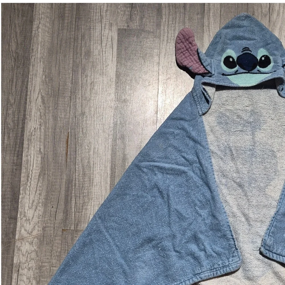 Disney Lilo & Stitch Kids Hooded Bath Towel Blue Character Ears Beach Pool Wrap